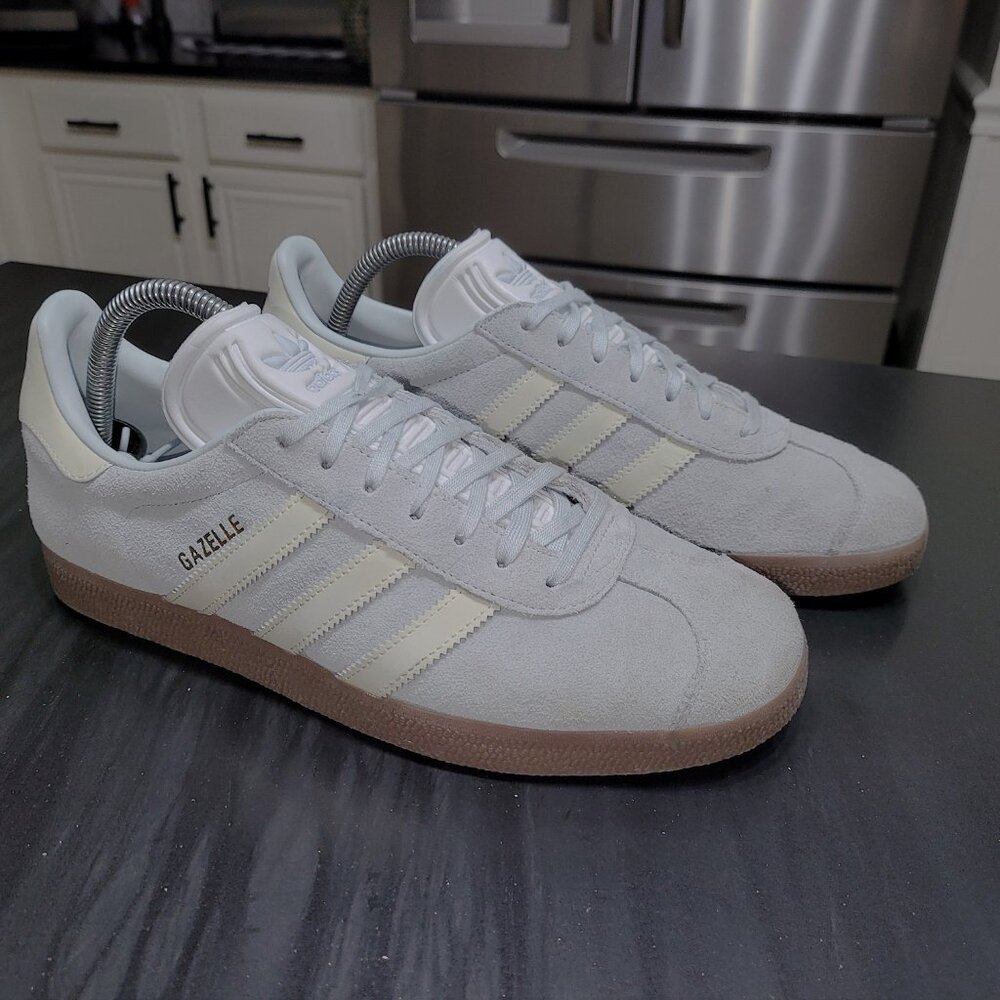 Adidas Gazelle Originals OG Blue Tint/ White Gum Sole CQ2178 - Picture 7 of 16